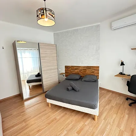 Spacieux - 4 Confortables Apartament *