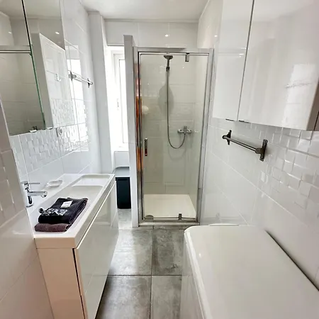 Spacieux - 4 Confortables * Nice